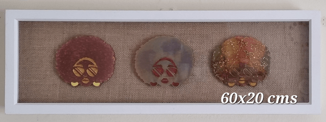 Resin Heads in large frame